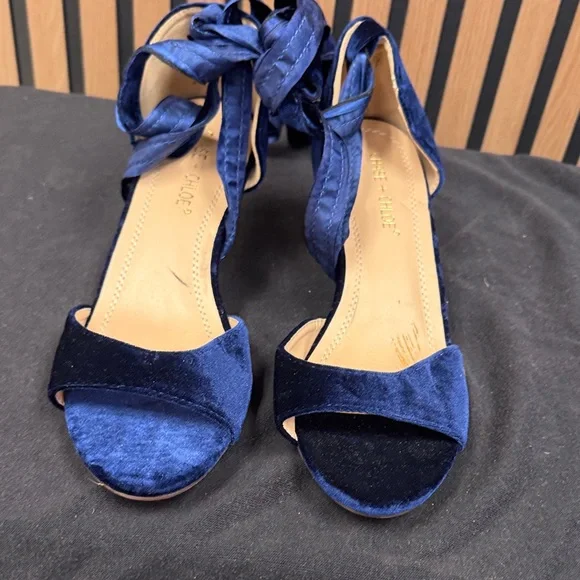 Chase + Chloe Royal Blue Velvet Heels - Picture 1 of 3